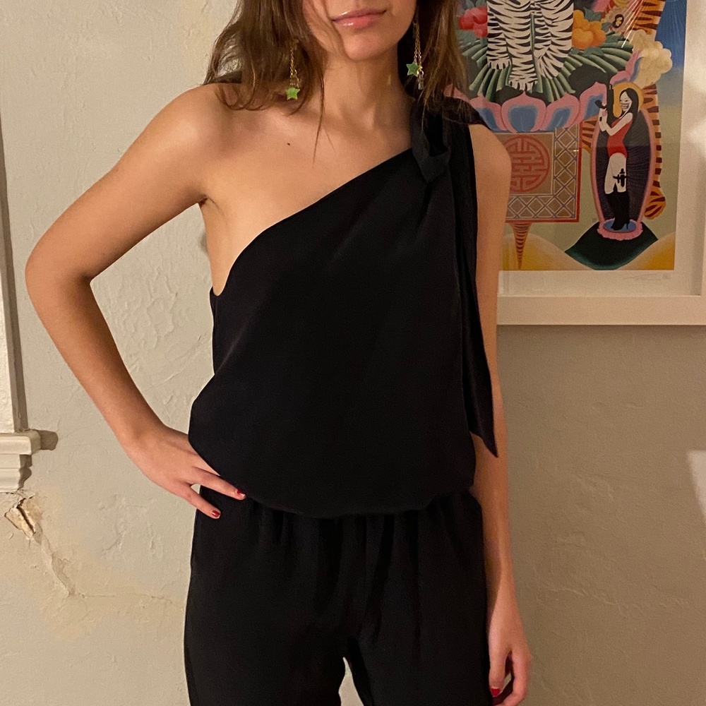 Michelle Mason Black One Shoulder Silk Jumpsuit